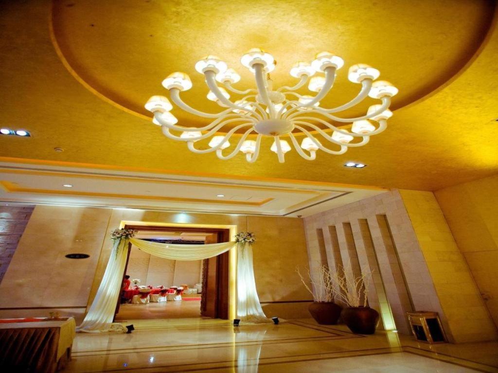 Huana Hotel Minhang Shanghai Buitenkant foto