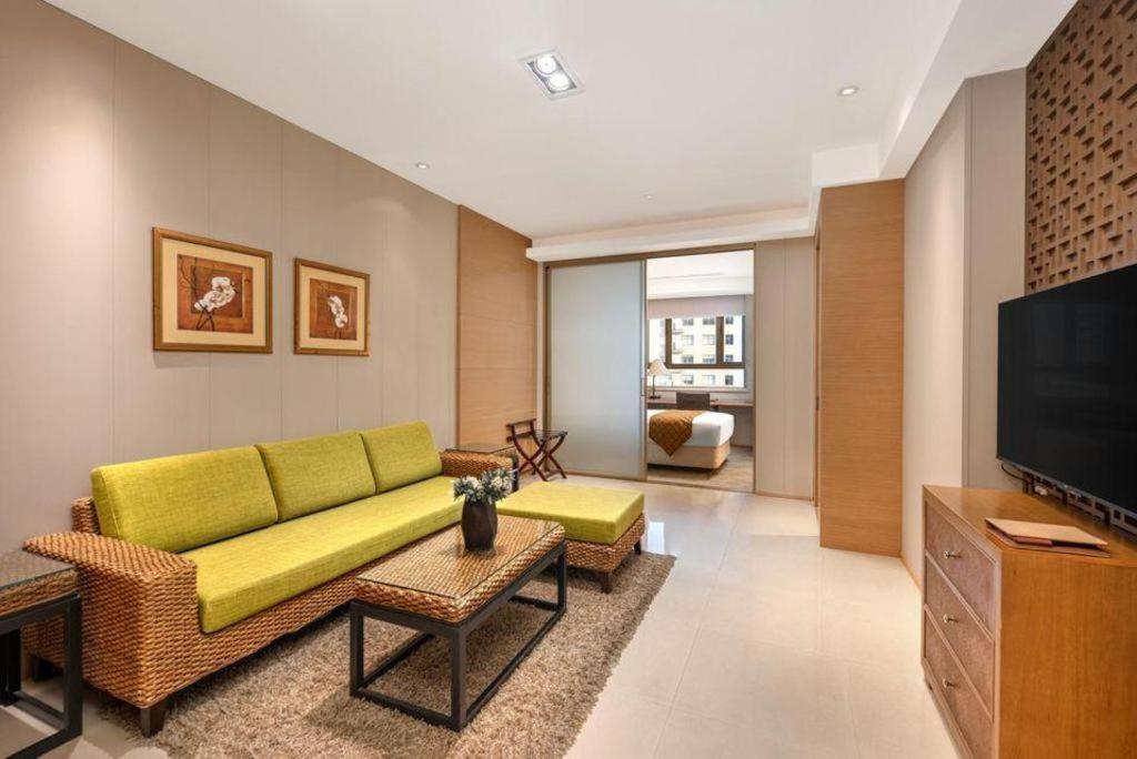 Huana Hotel Minhang Shanghai Buitenkant foto